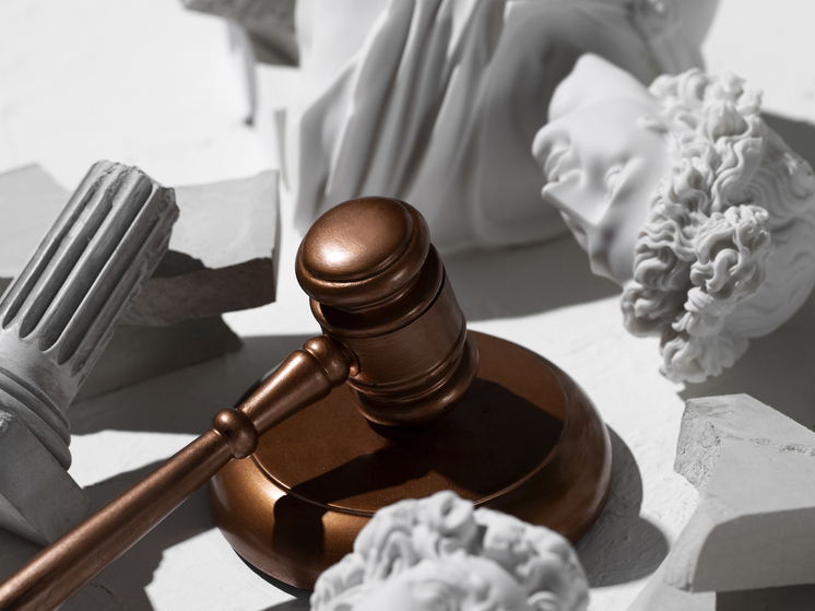 Студент из Ачинска предстанет перед судом за продажу личных данных однокурсников