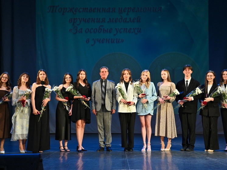 123 йошкар-олинских выпускника получили медали за отличную учебу