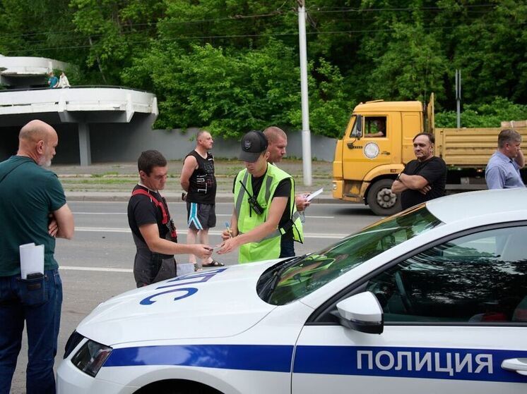 В Кемерове поймали трёх водителей большегрузов с замазанными номерами