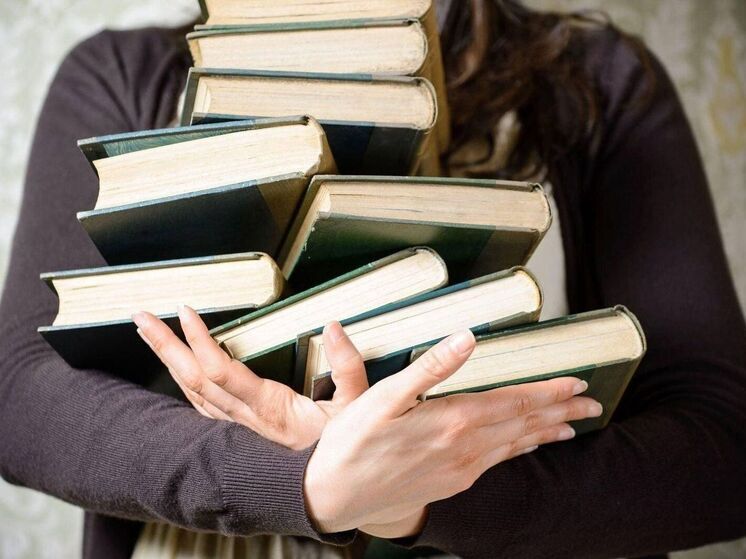 Озвучен рейтинг книг, которые популярны у нижегородцев