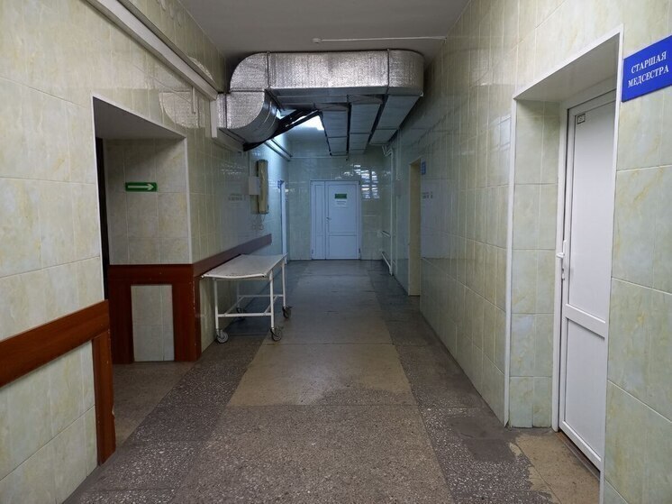 Выпавший из окна в Чите ребёнок находится в тяжёлом состоянии