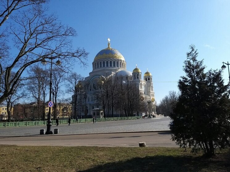 Впервые за столетие в Кронштадте на Осокиной улице появилось освещение