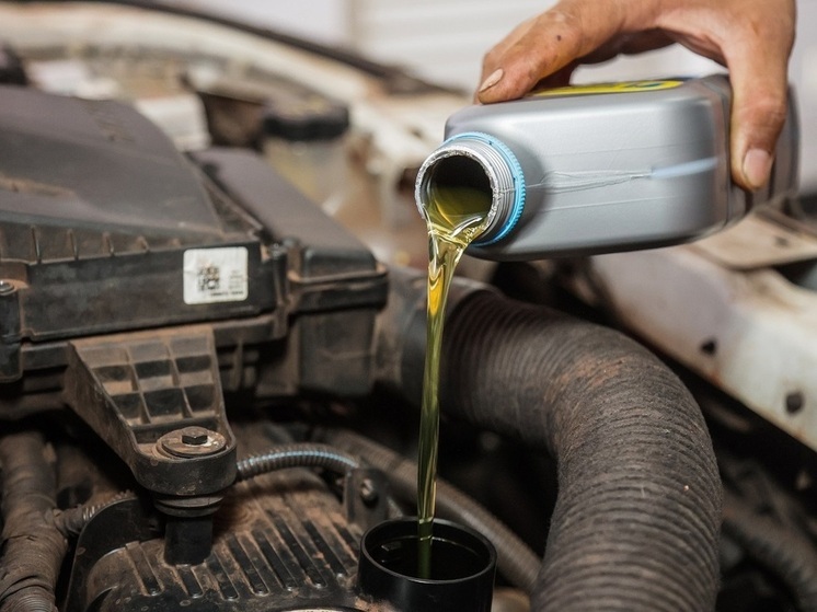 Эксперт Ожогин: короткие поездки вреднее для масла и двигателя, чем долгие