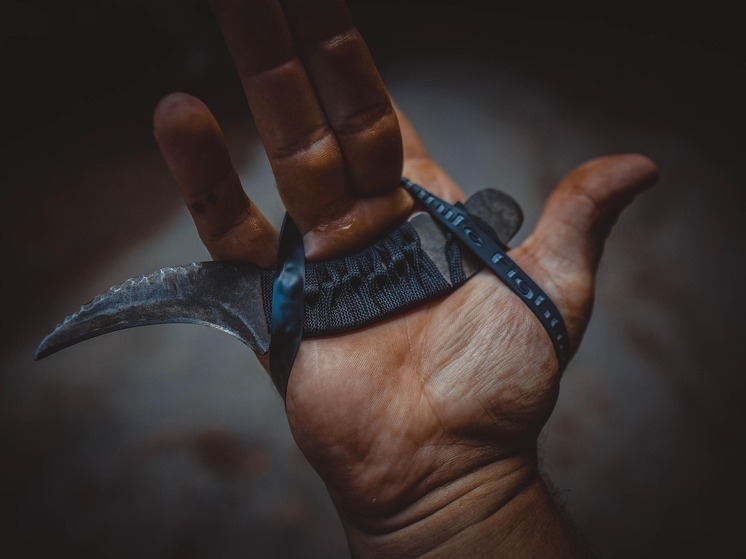 Российские бойцы уничтожили двух наемников ножевом бою в донецкой Ялте