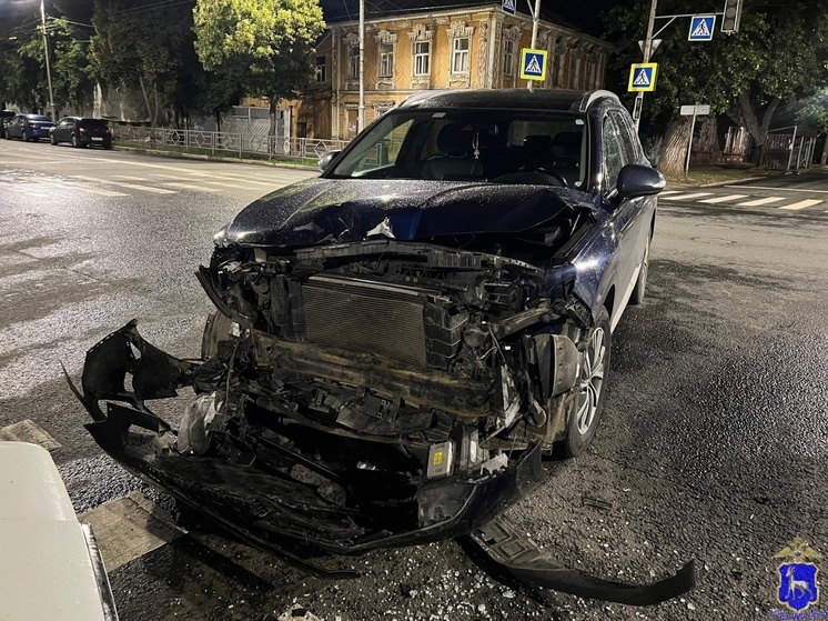 В Самаре 40-летний мужчина на Hyundai влетел в 22-летнего мужчину на ВАЗ