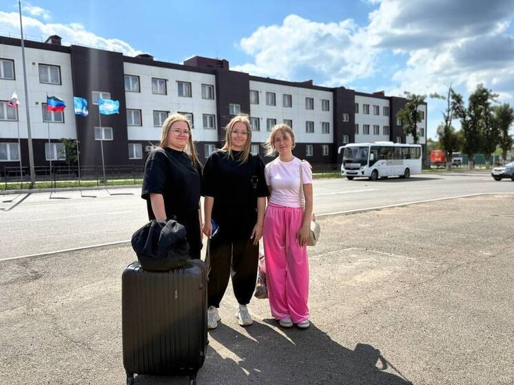На День молодежи в города-юбиляры Ямала приедут парни и девушки из Волновахи