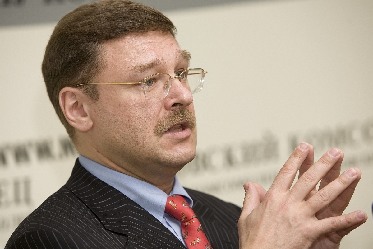 Косачев назвал безумными призывы к удару по РФ для решения украинского конфликта