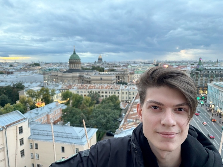 Получивший 400 баллов на ЕГЭ Даниил Дрябин рассказал о своей жизни после школы