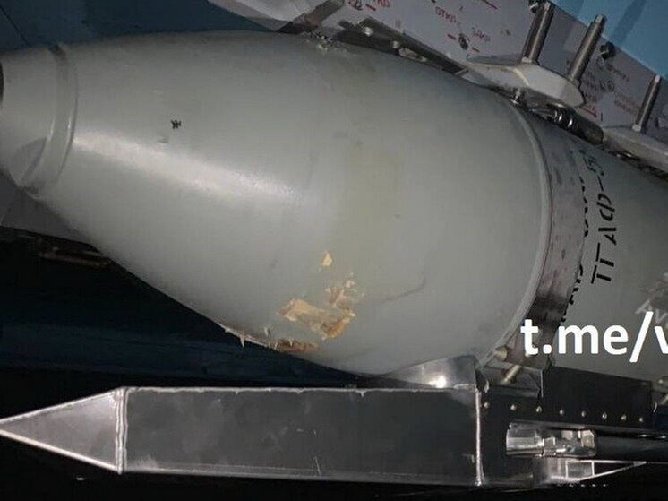 Кнутов усомнился, что Украина могла скопировать российскую "умную бомбу"