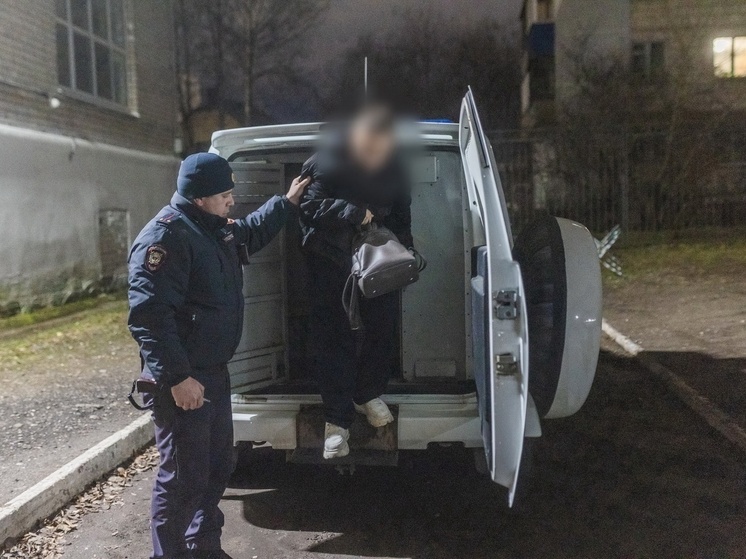 В Иванове покупатель «Пятерочки» пугал кассира пистолетом