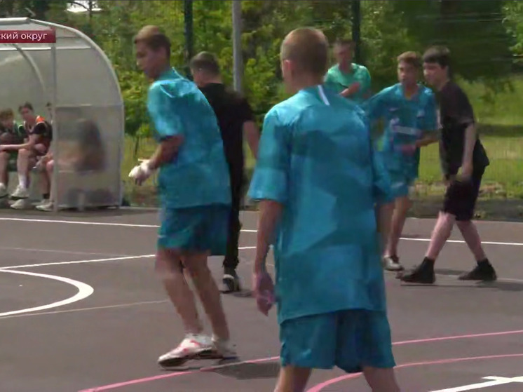 Новую спортплощадку открыли в поселке Ясеновский Ровеньковского округа