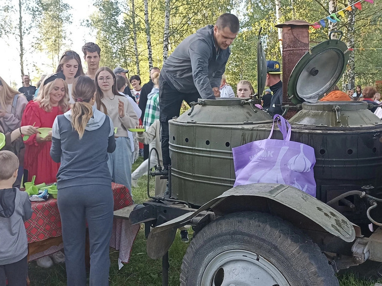 Сотрудники сафоновского исправительного учреждения оказали помощь в проведении праздничного мероприятия