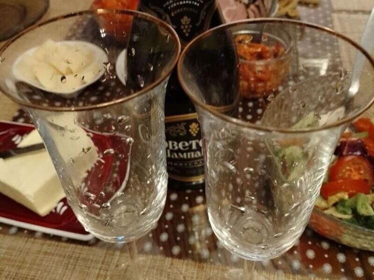 В Ленобласти 27 июня введут запрет на продажу алкоголя на два дня