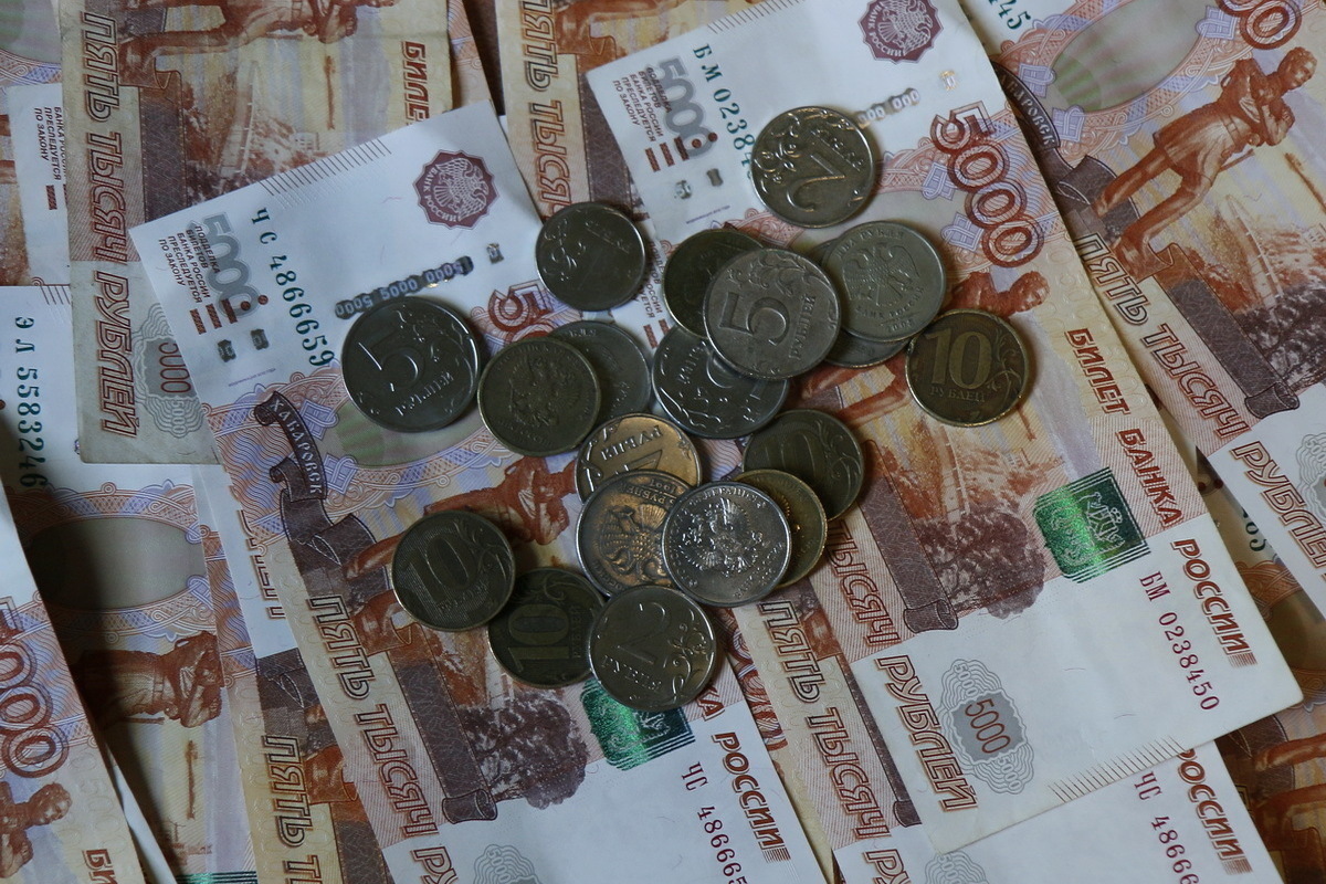 И виниры вдогонку: Пациентка вышла с нервным срывом из стоматологии, узнав цену лечения