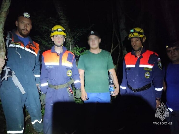 Заблудившегося воронежца вывели из сочинского леса