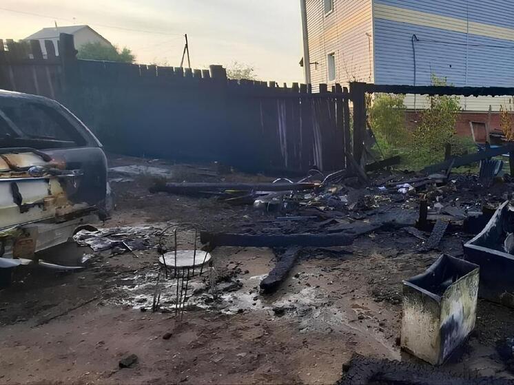 Двое мужчин получили ожоги на пожаре в Улан-Удэ