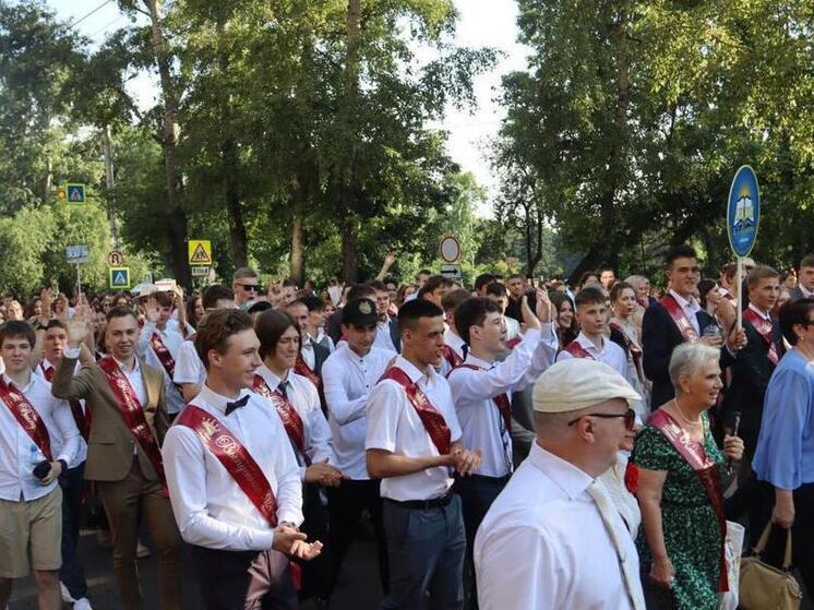 В столице Хакасии пройдет шествие выпускников