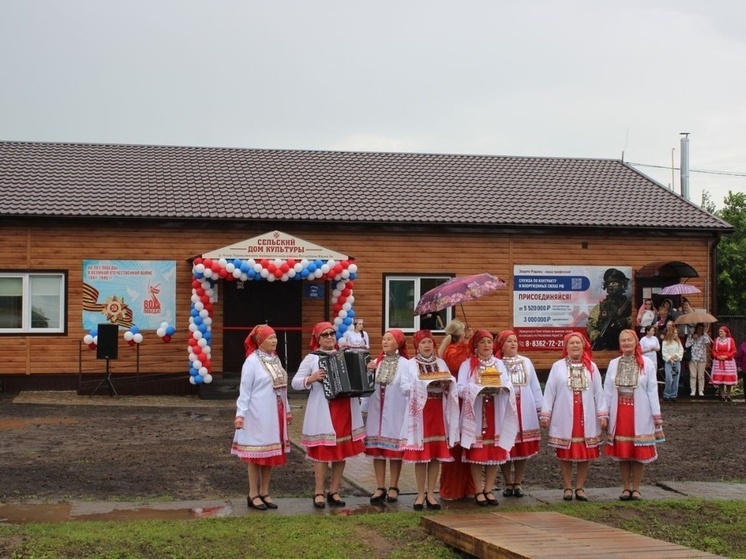 В деревне Усола Параньгинского района открылся новый ДК