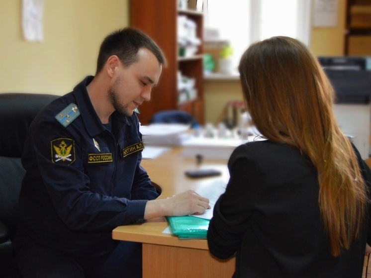 Жительница Самары заплатила штраф за участие в фиктивной регистрации фирмы