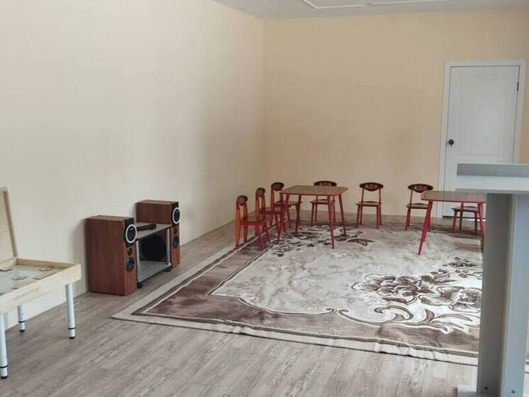 Разрезуголь отремонтировал актовый зал для воспитанников реабилитационного центра