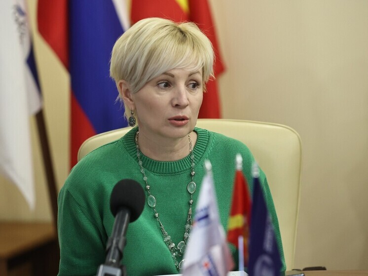 Челябинский омбудсмен предложила создать парковки для инвалидов во дворах по всей стране