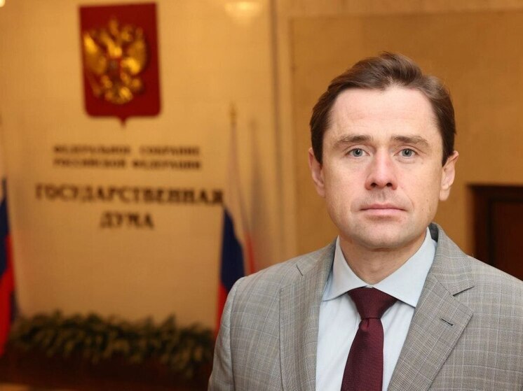 Депутат Аксененко провел прямой эфир с жителями Новосибирской области
