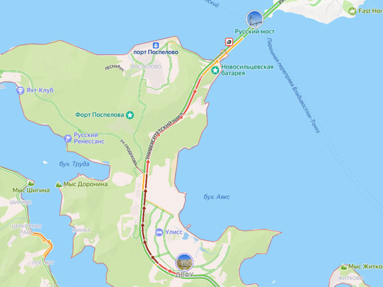 Массовое ДТП на Русском мосту создало многокилометровую пробку во Владивостоке