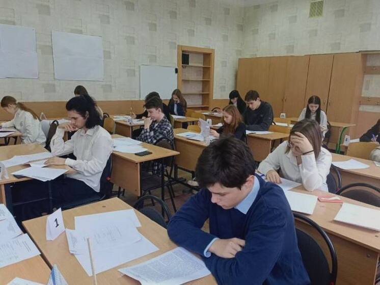Денис Пушилин: семь школьников в ДНР успешно сдали ЕГЭ на высший балл