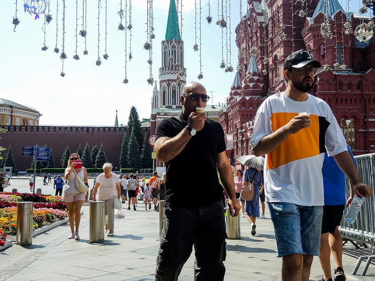 Синоптик Ильин: в субботу в Москве ожидается солнечная погода, но температура не повысится