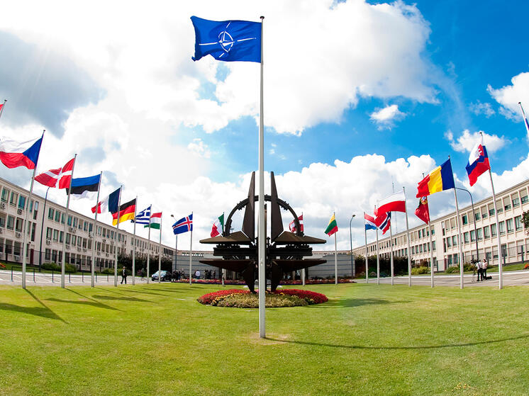 НАТО готовится к войне с Россией к 2035 году, но «нападение» ждут уже к 2030