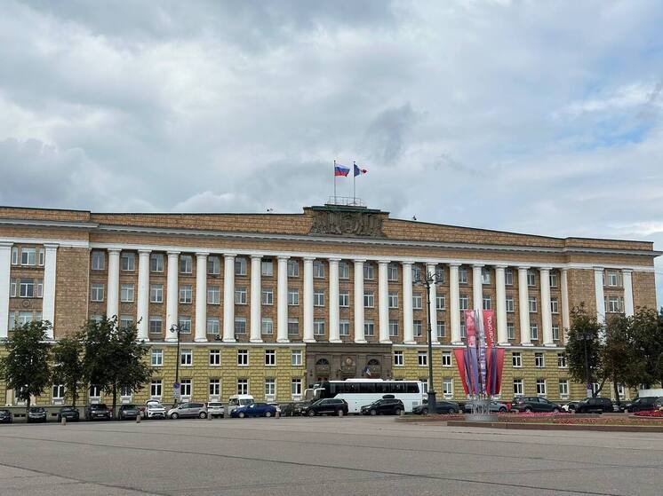 По результатам очередного заседания правительства Новгородской области, временно исполняющий обязанности губернатора Новгородской области Александр Дронов заявил, что Хвойнинский округ показывает положительную динамику по ряду социально-экономических показателей.