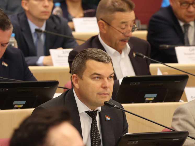 "А нам за счастье только жить?!"