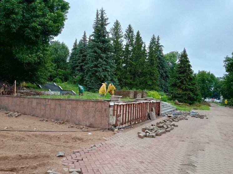 В реконструируемом парке Ленина в Уфе демонтировали 80 процентов брусчатки