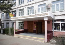 Губернатор Белгородской области Вячеслав Гладков посетил Ютановский агромеханический техникум имени Ковалевского – старинное учреждение с давними традициями