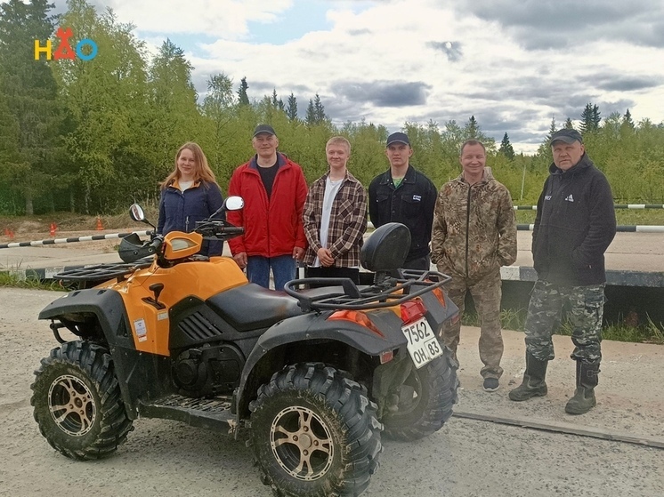 Сотрудники гостехнадзора ДВКН НАО приняли экзамен в автошколе «Гарант»