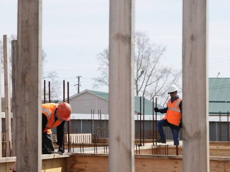 Юных иркутян приглашают задать вопросы строителям