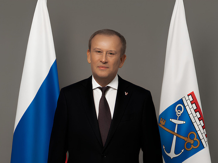 Александр Дрозденко поздравил молодежь Ленобласти с праздником