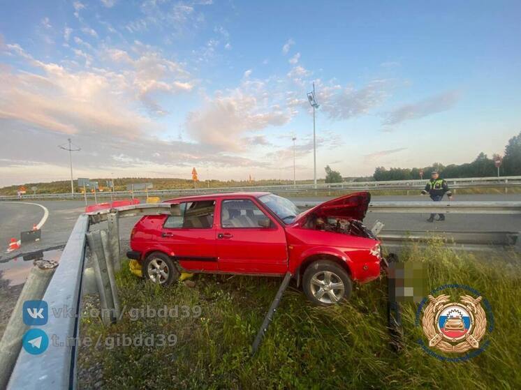 В Зеленоградском районе водитель не справился с управлением