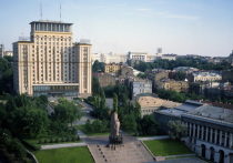 В центре Киева состоялся митинг родственников военнослужащих ВСУ, пропавших без вести во время боев за село Крынки на левобережье Днепра
