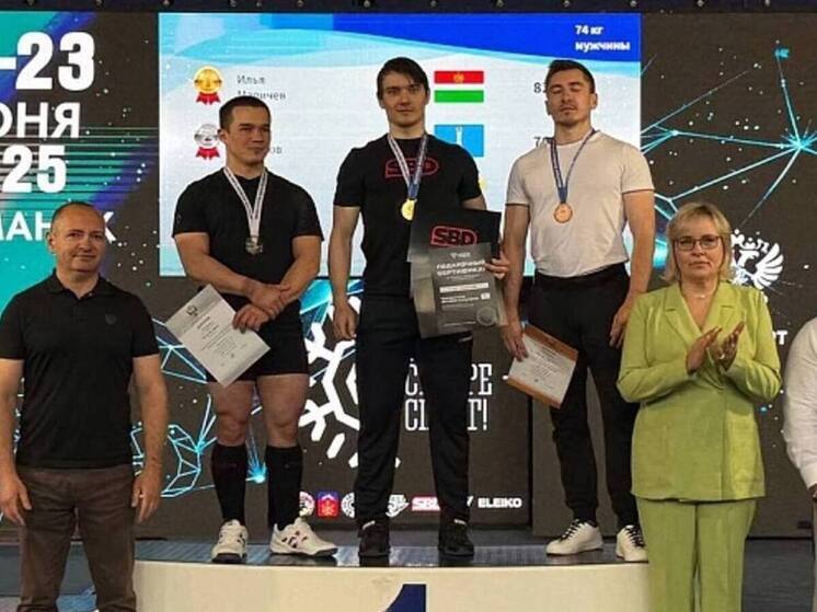 Калужские легкоатлеты побили рекорды и взяли золото на чемпионате России