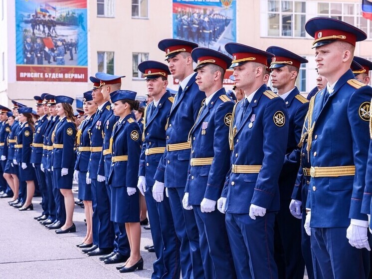 В Рязани 32 выпускника окончили Академию права и управления ФСИН с отличием