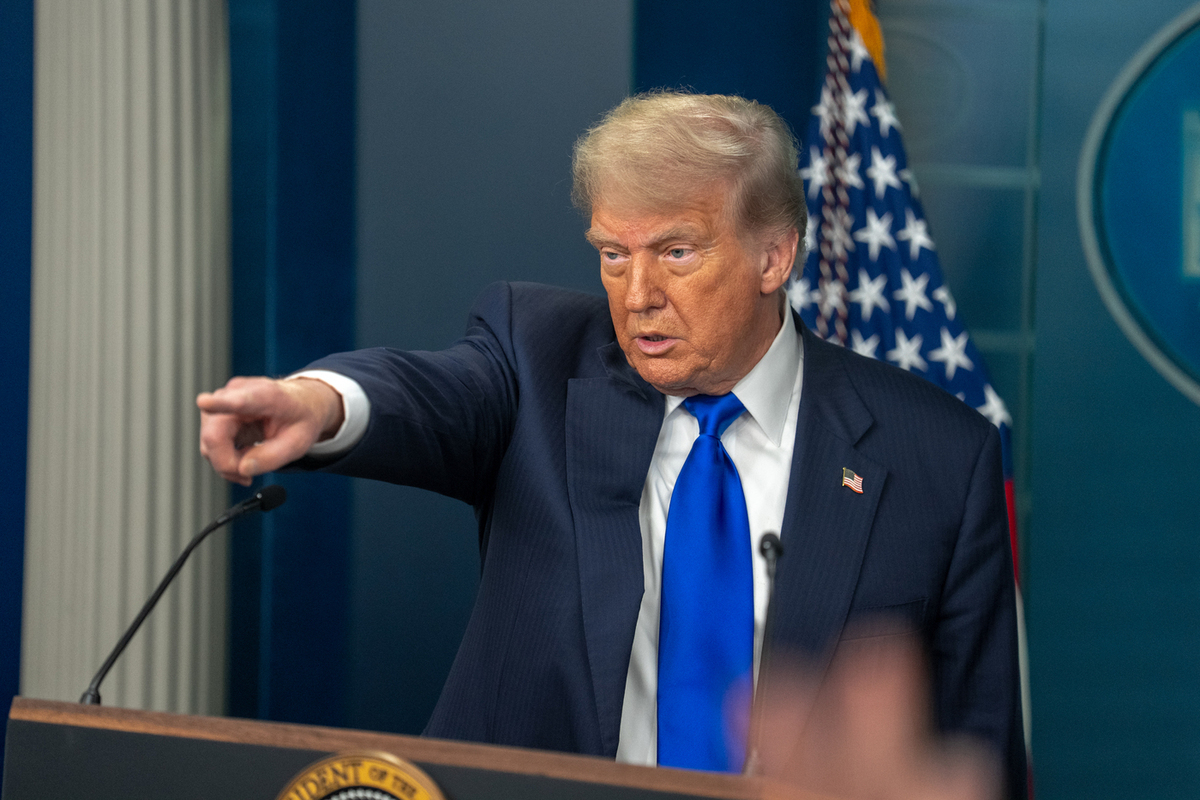 При плохом течении дел в США Трамп переключился на глобальную повестку