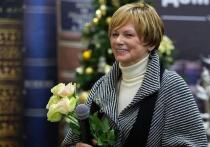 Мария Михайловна Копьёва, известная в литературном мире под псевдонимом Алиса Даншох, ушла из жизни после продолжительной болезни. С ней она боролась почти 20 лет, в какой-то момент победила, но недуг вернулся, лишив ее голоса, но не силы воли. 