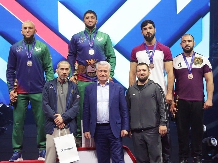 Сборная Дагестана триумфально выступила на чемпионате России по борьбе