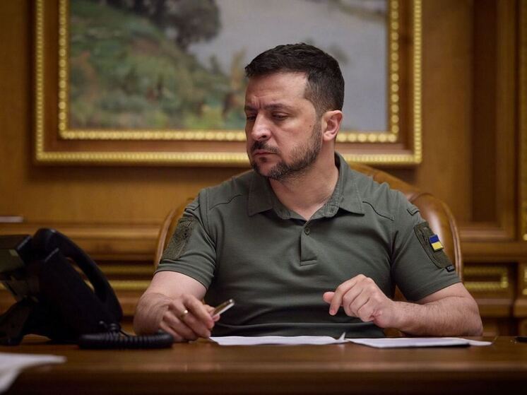 Владимир Зеленский опубликовал заявление после ночного массированного ракетно-дронового удара по военным и промышленным объектам Украины