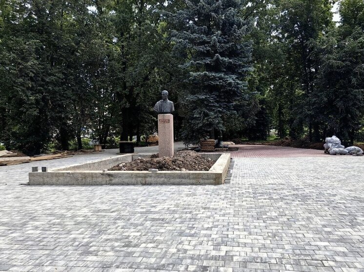 В Обнинске облагораживают  «французский» сквер