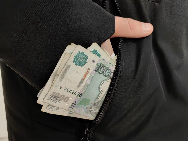 На трассе Хабаровского края задержали водителя, предложившего взятку инспектору