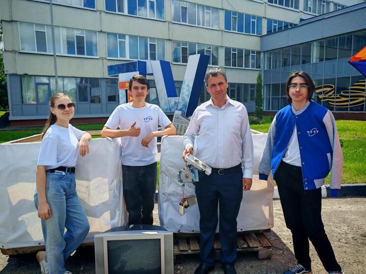 Тамбовские студенты собрали электролом