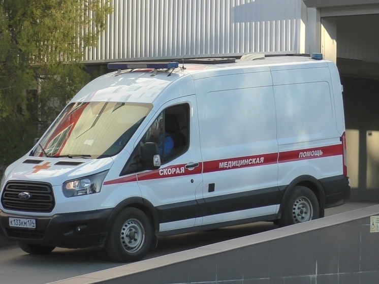 В Волгоградской области в ДТП пострадал водитель ВАЗ-2121