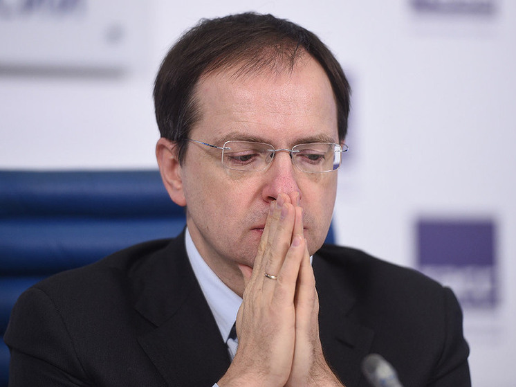 Medinsky: Ukrayna'daki sansür, okul çocuklarını Rusya Federasyonu tarihine yönelik misillemelerle tehdit ediyor